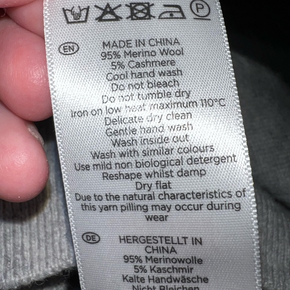 Hobbs Samira Wool Cashmere Star Jumper Worn On Call Me Kat - Picture 9 of 10